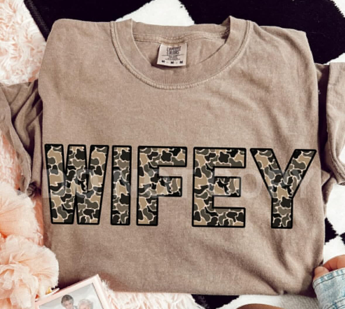 Duck Camo Wifey Tee