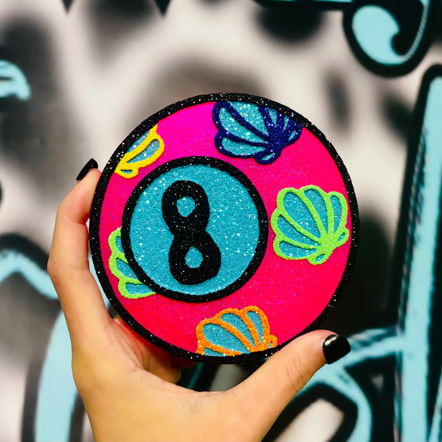 Shell 8 Ball