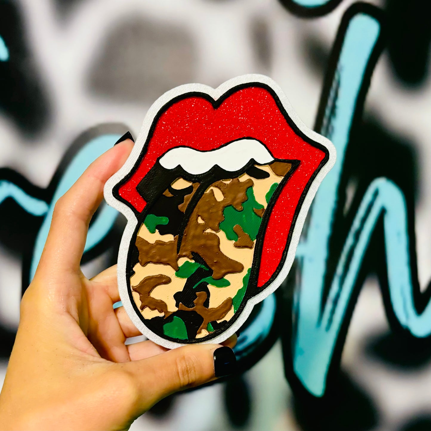 Camo Tongue