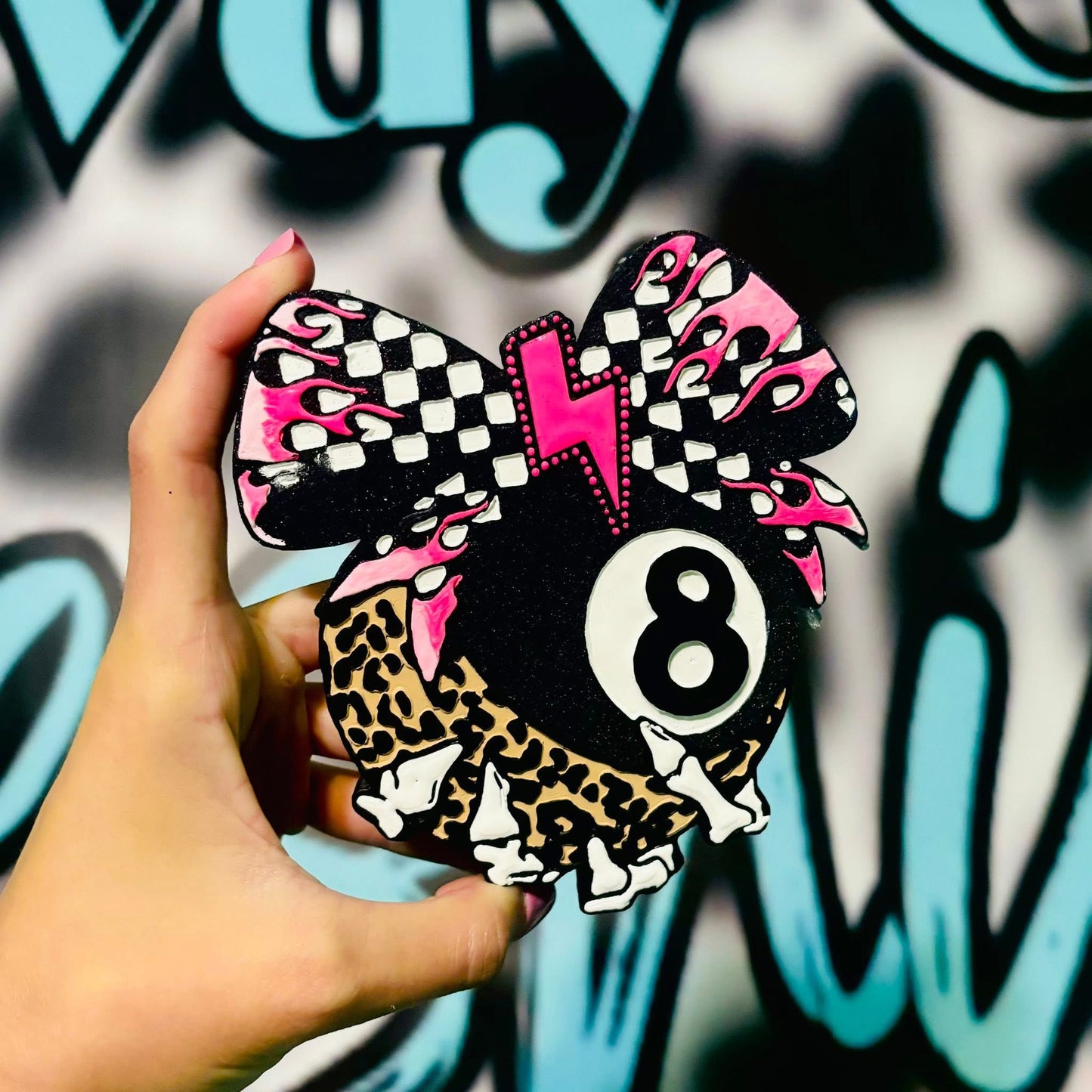 Punchy Skelly 8 Ball