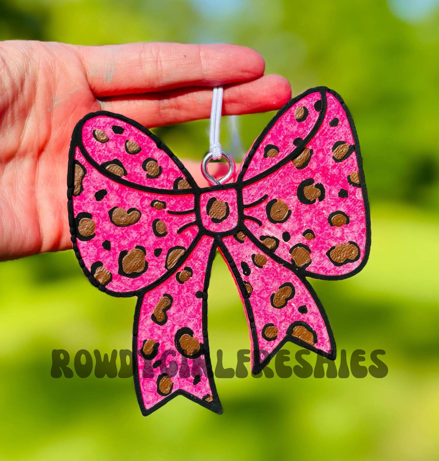 Leopard Bow