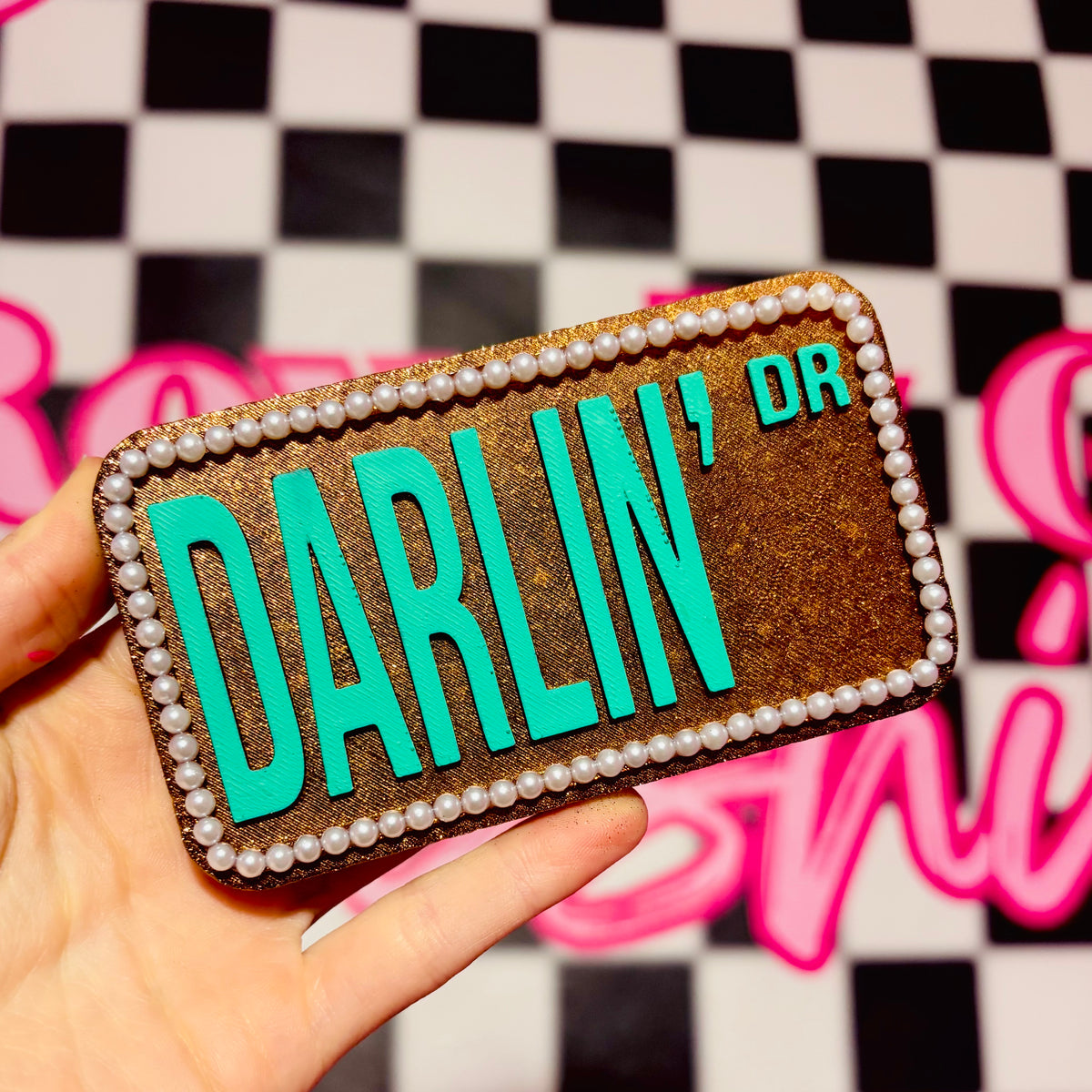 Darlin Dr