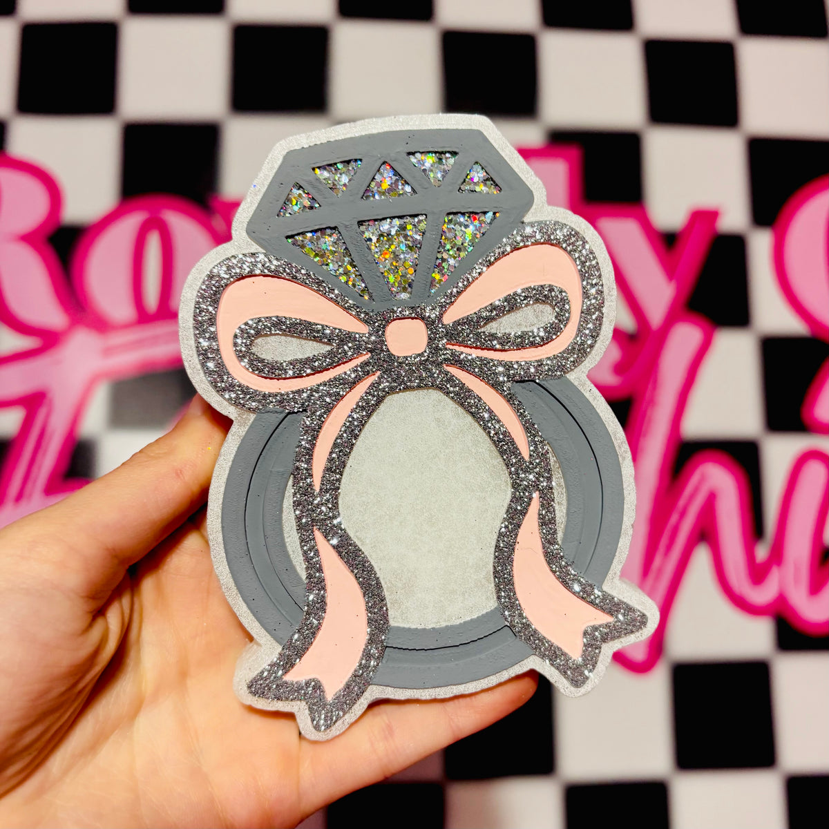 Ring with a Bow