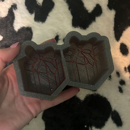 Present Vent Clip mold | Baysic